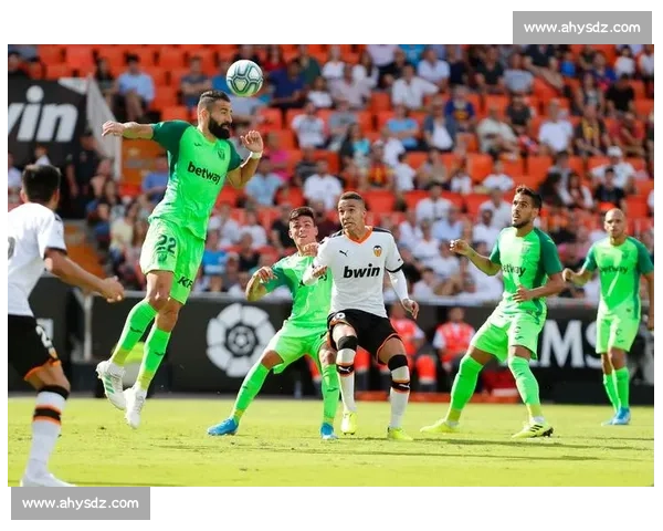 加的斯客场 0-0 格拉纳达 苏索打满全场难破僵局